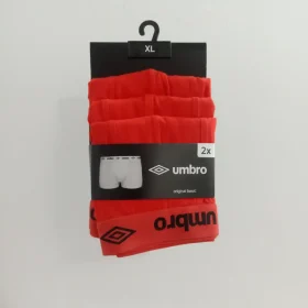 Umbro ব্র্যান্ডের লাল রঙের 3 প্যাক XL সাইজ কটন বক্সার ব্রিফস প্যাকেজিংসহ।