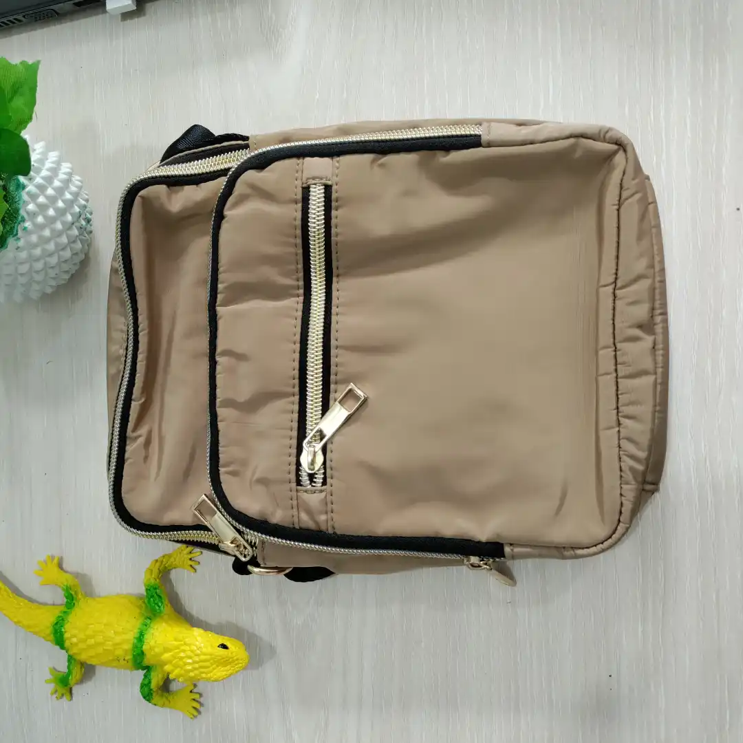 Premium crossbody bag with adjustable strap and multi-pocket design